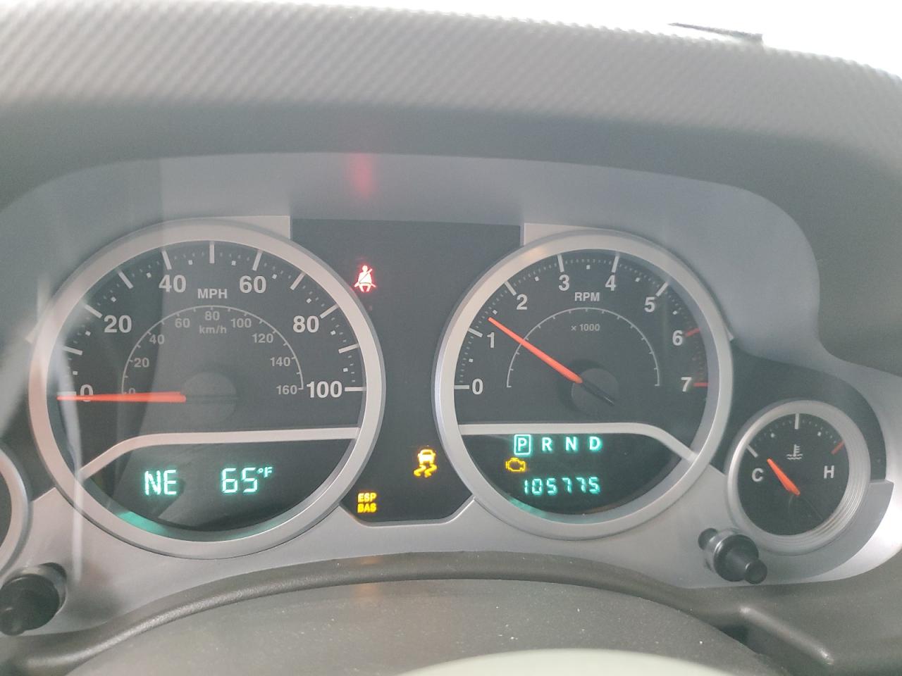 1J4GA591X7L194639 2007 Jeep Wrangler Sahara