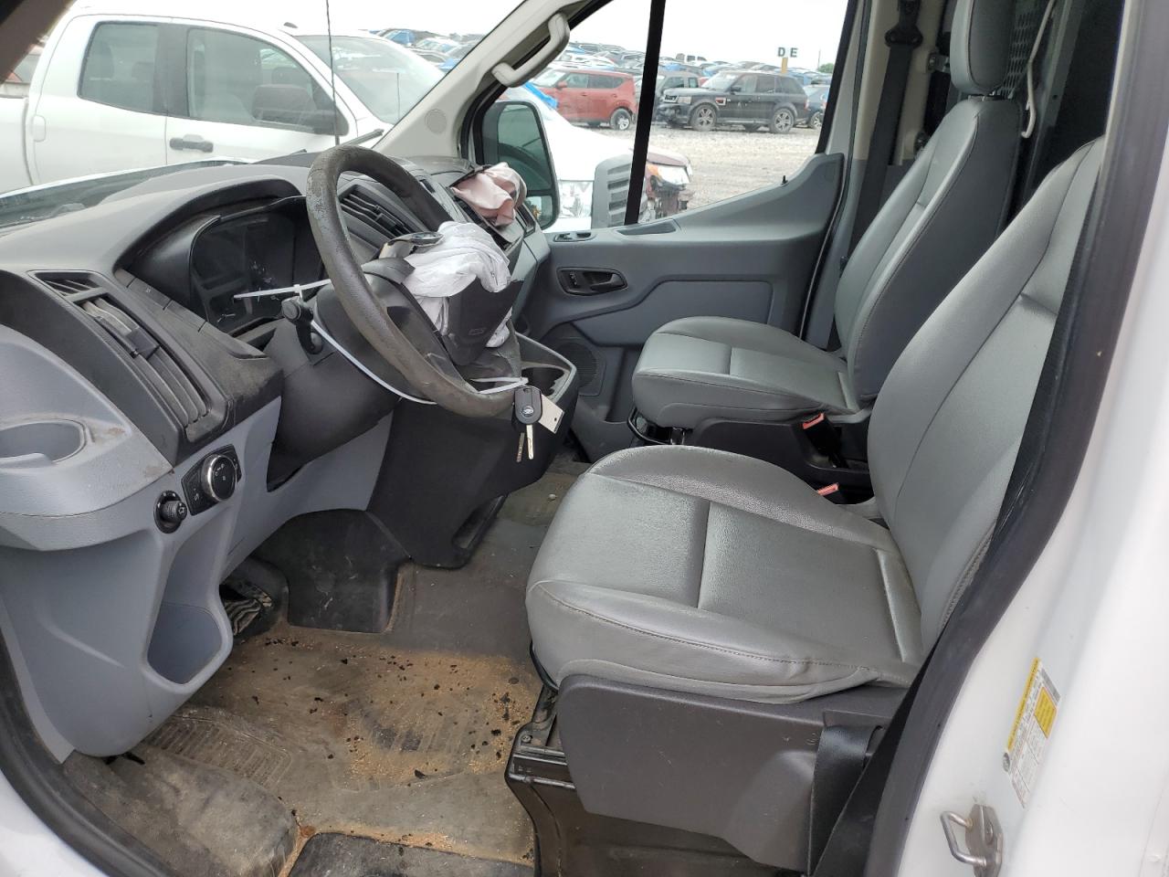 1FTYR1YM4HKB45788 2017 Ford Transit T-250