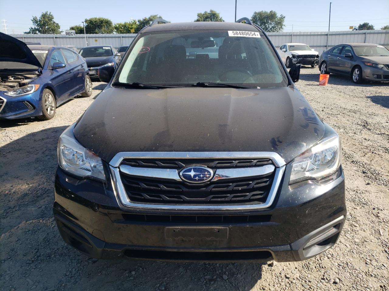 JF2SJABC4JH616016 2018 Subaru Forester 2.5I