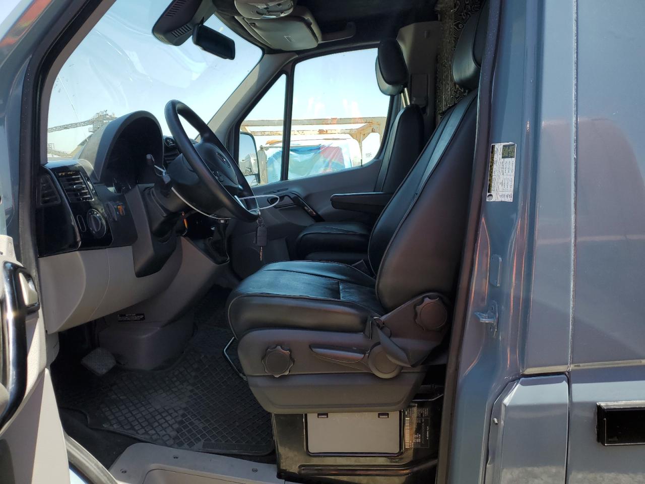 WD3PE7CC5F5970267 2015 Mercedes-Benz Sprinter 2500