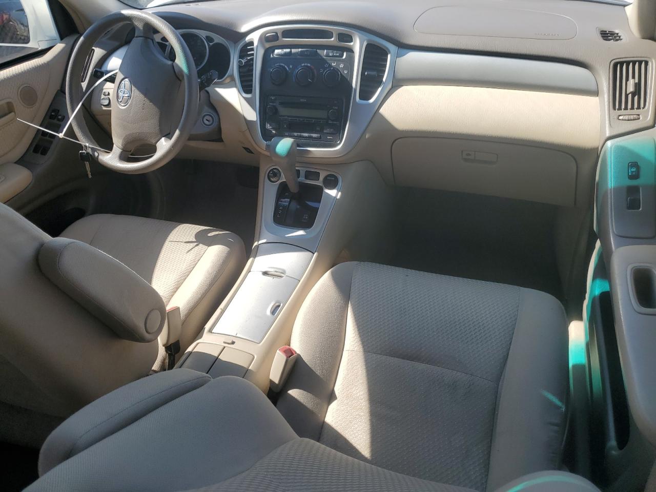 JTEDD21A940082577 2004 Toyota Highlander