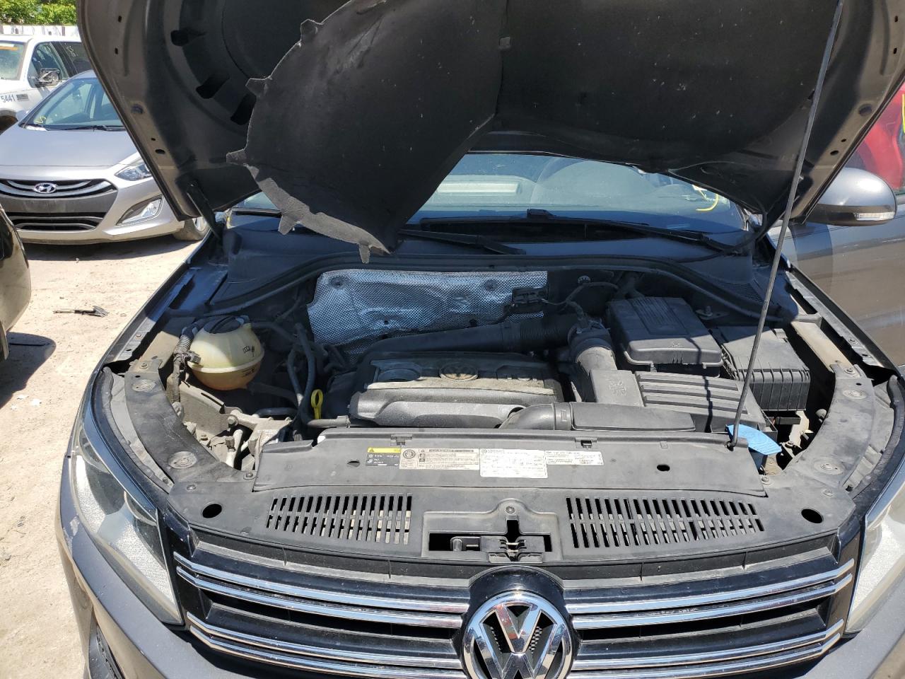 WVGAV3AXXEW534710 2014 Volkswagen Tiguan S