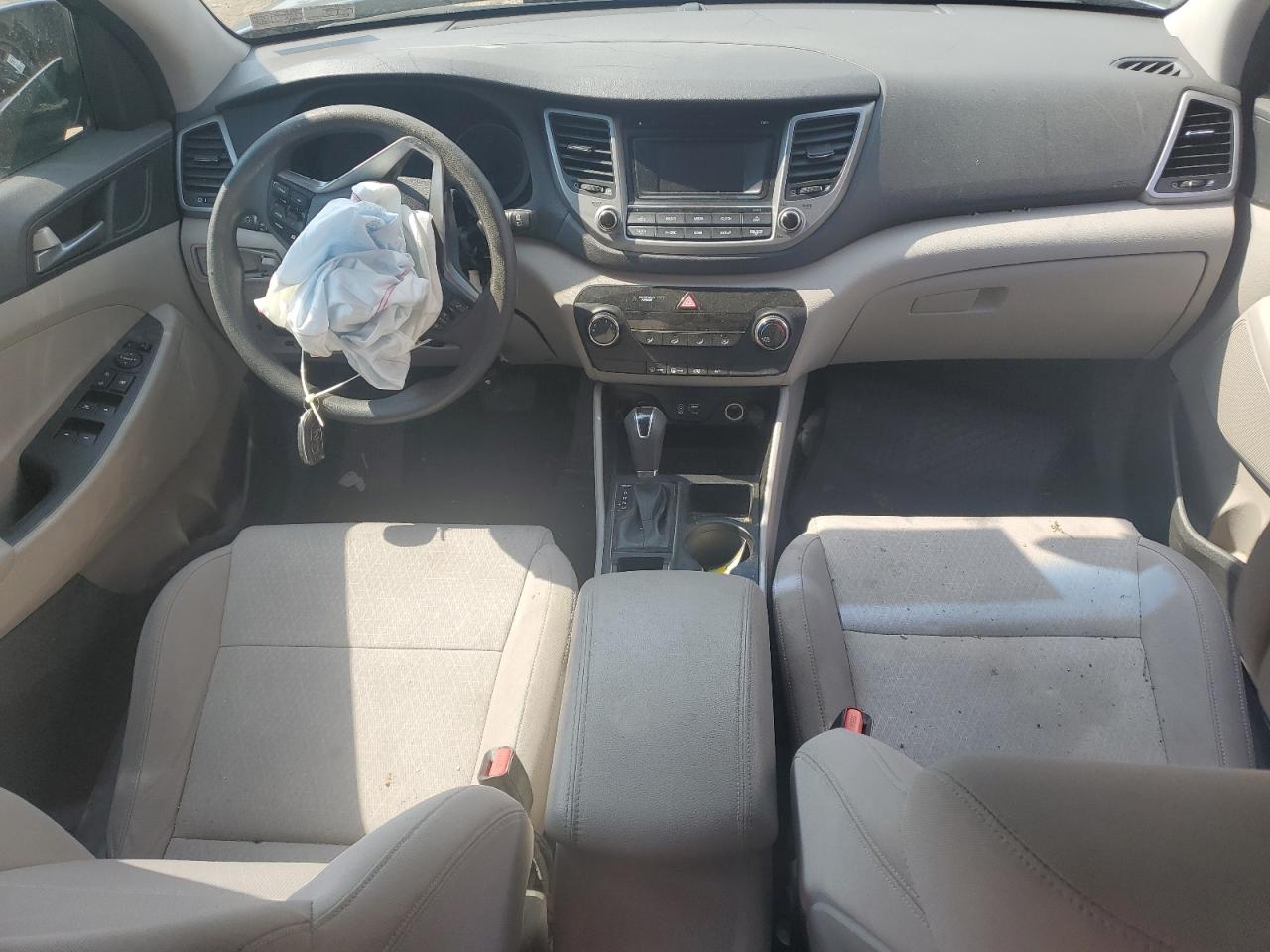 KM8J3CA42GU127104 2016 Hyundai Tucson Limited