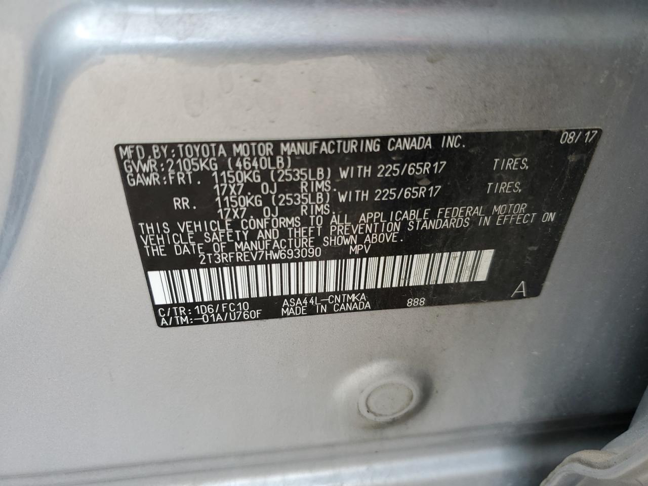 2T3RFREV7HW693090 2017 Toyota Rav4 Xle