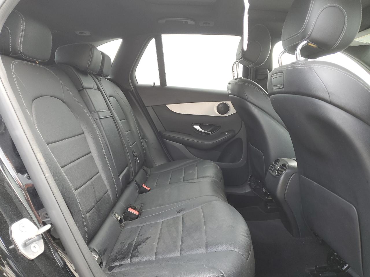 2019 Mercedes-Benz Glc 300 vin: WDC0G4JB2KV187003