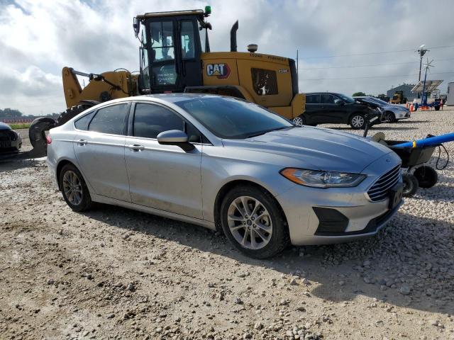 3FA6P0HD4LR148062 Ford Fusion SE 4