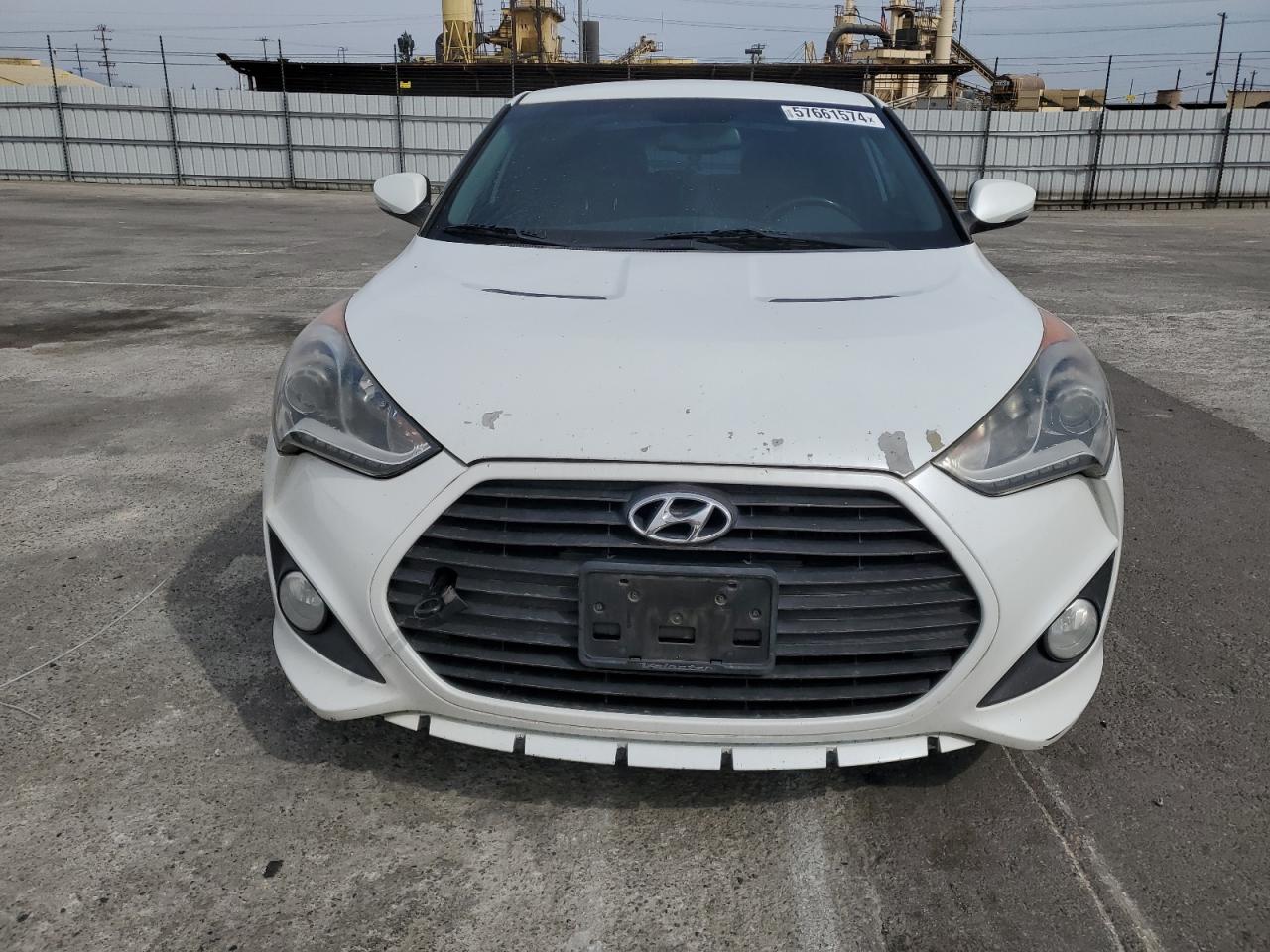 KMHTC6AE8FU221313 2015 Hyundai Veloster Turbo