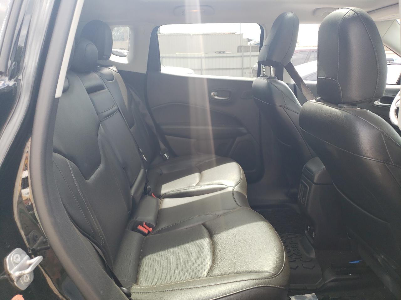 3C4NJDCB2KT714290 2019 Jeep Compass Limited