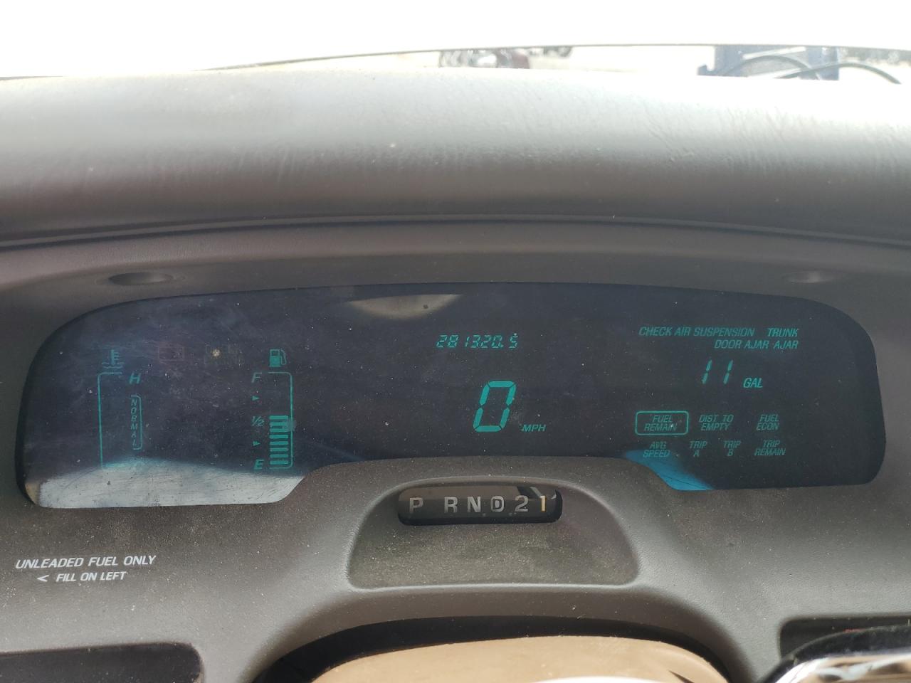 1LNLM81WXTY677108 1996 Lincoln Town Car Executive