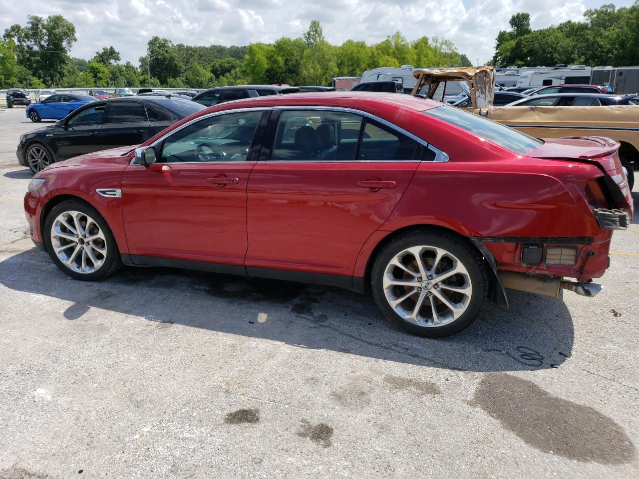 Lot #2628909249 2013 FORD TAURUS LIM