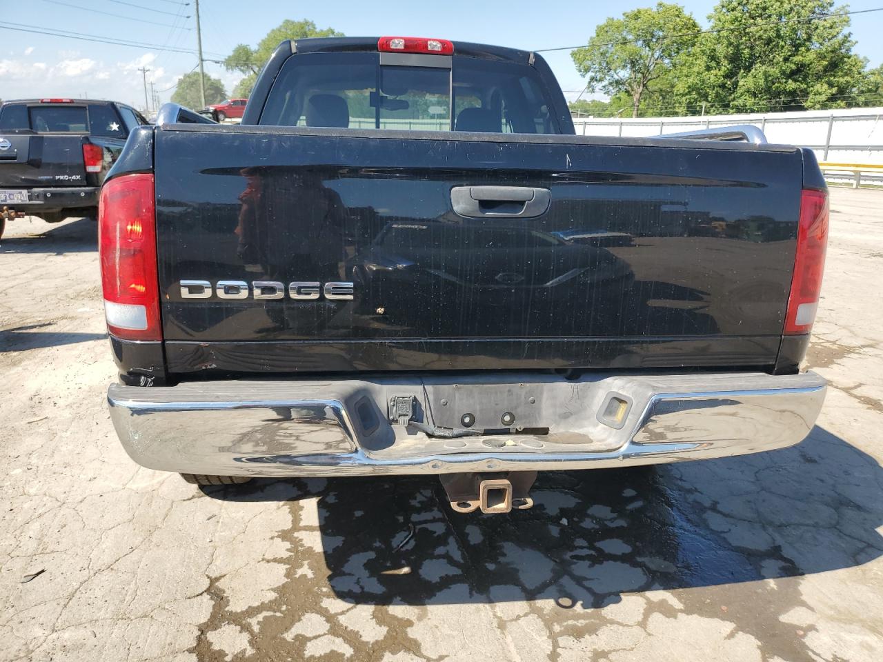 1D7HA18Z32J211110 2002 Dodge Ram 1500