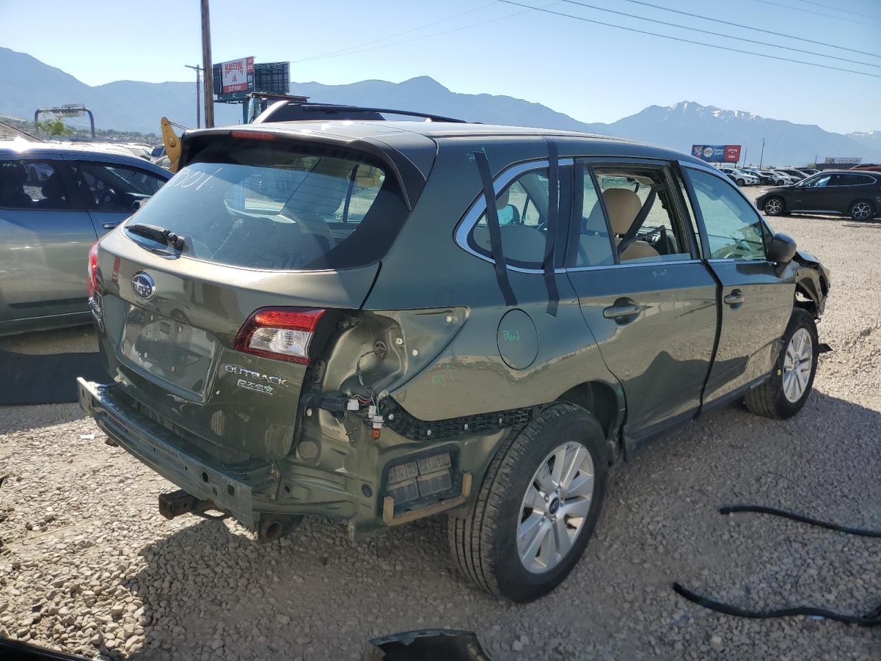 4S4BSAACXH3227025 2017 Subaru Outback 2.5I