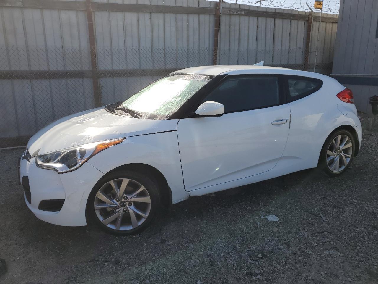 2016 Hyundai Veloster vin: KMHTC6AD3GU258729