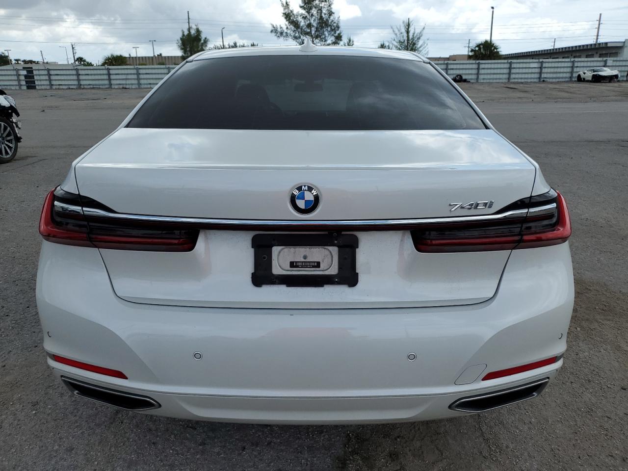 WBA7T2C04NCH08089 2022 BMW 740 I