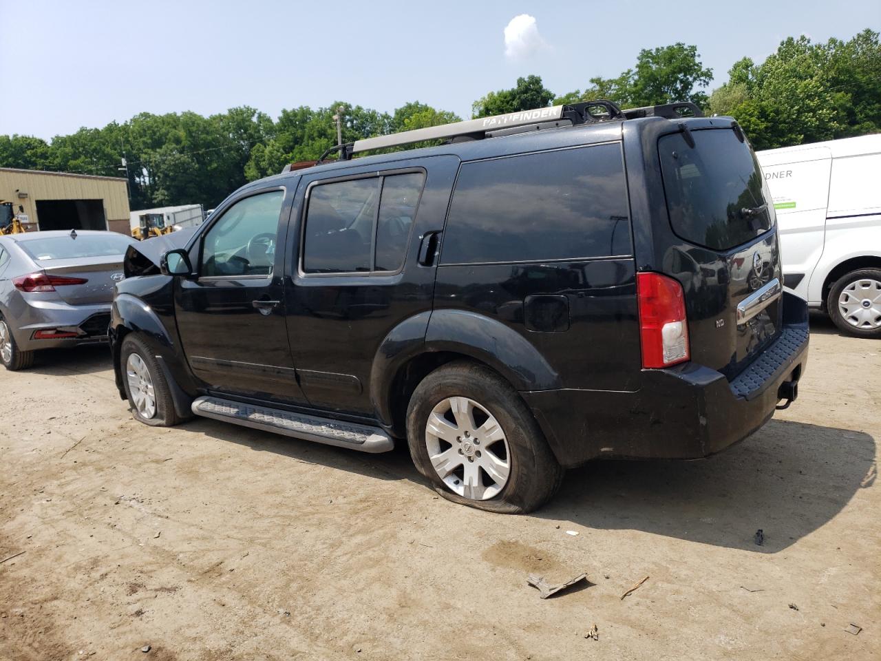 5N1AR18W15C749173 2005 Nissan Pathfinder Le