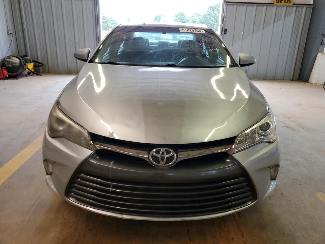 2017 Toyota Camry Le vin: 4T1BF1FKXHU429782