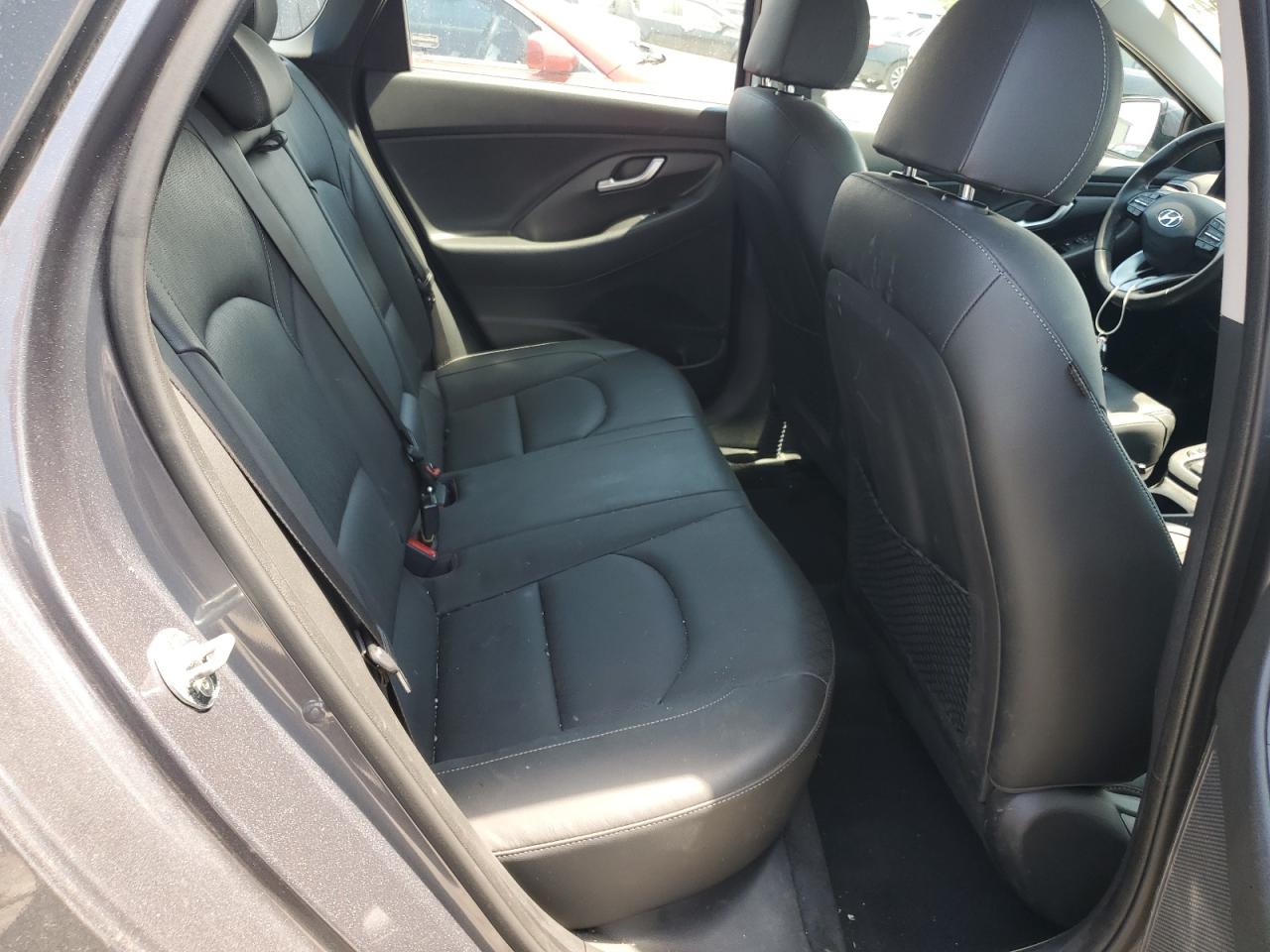 KMHH35LE2KU091889 2019 Hyundai Elantra Gt