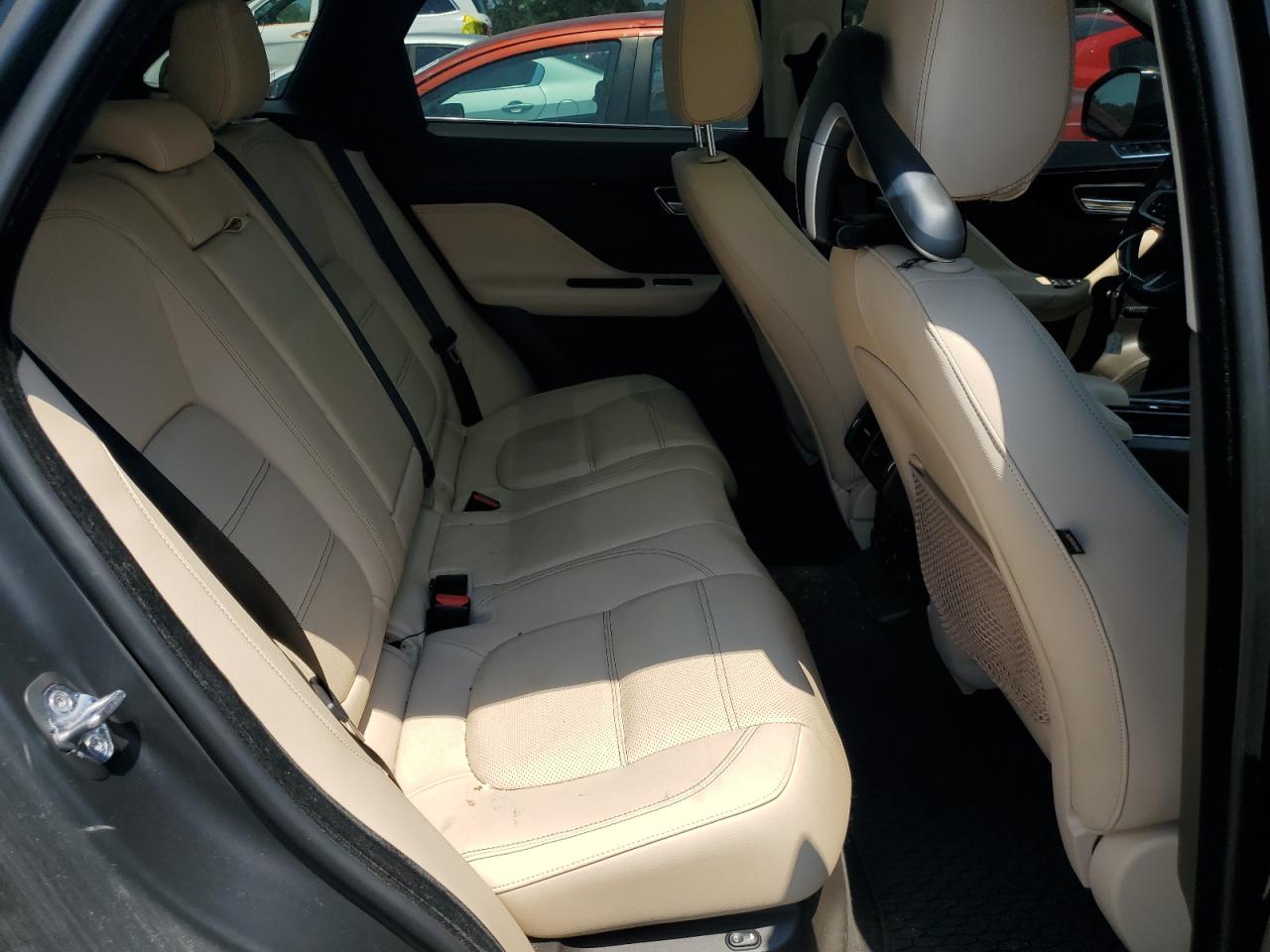 SADCK2GX4KA615528 2019 Jaguar F-Pace Prestige