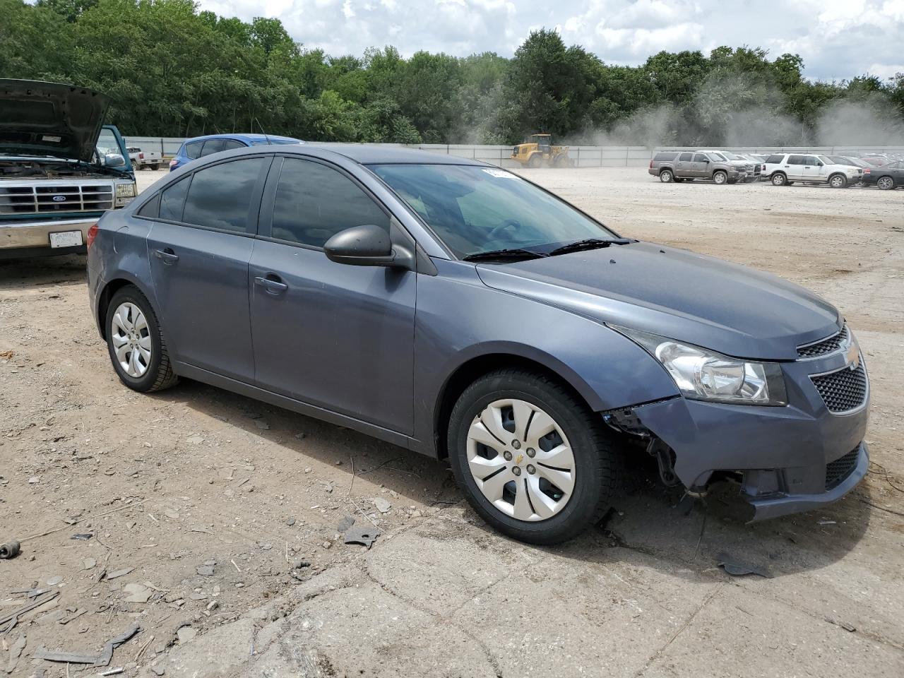 2014 Chevrolet Cruze Ls vin: 1G1PB5SH2E7454413