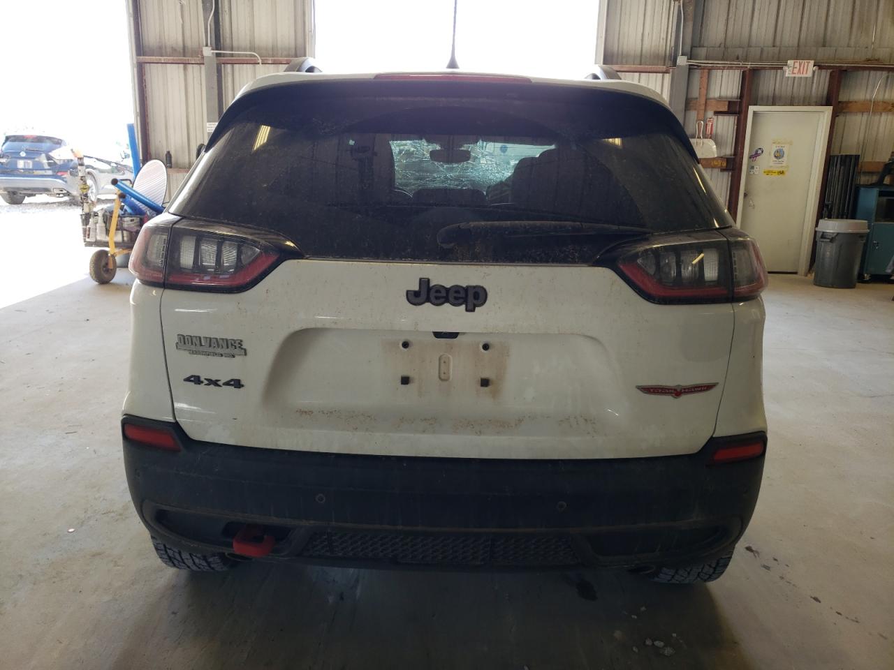 1C4PJMBX4KD115063 2019 Jeep Cherokee Trailhawk