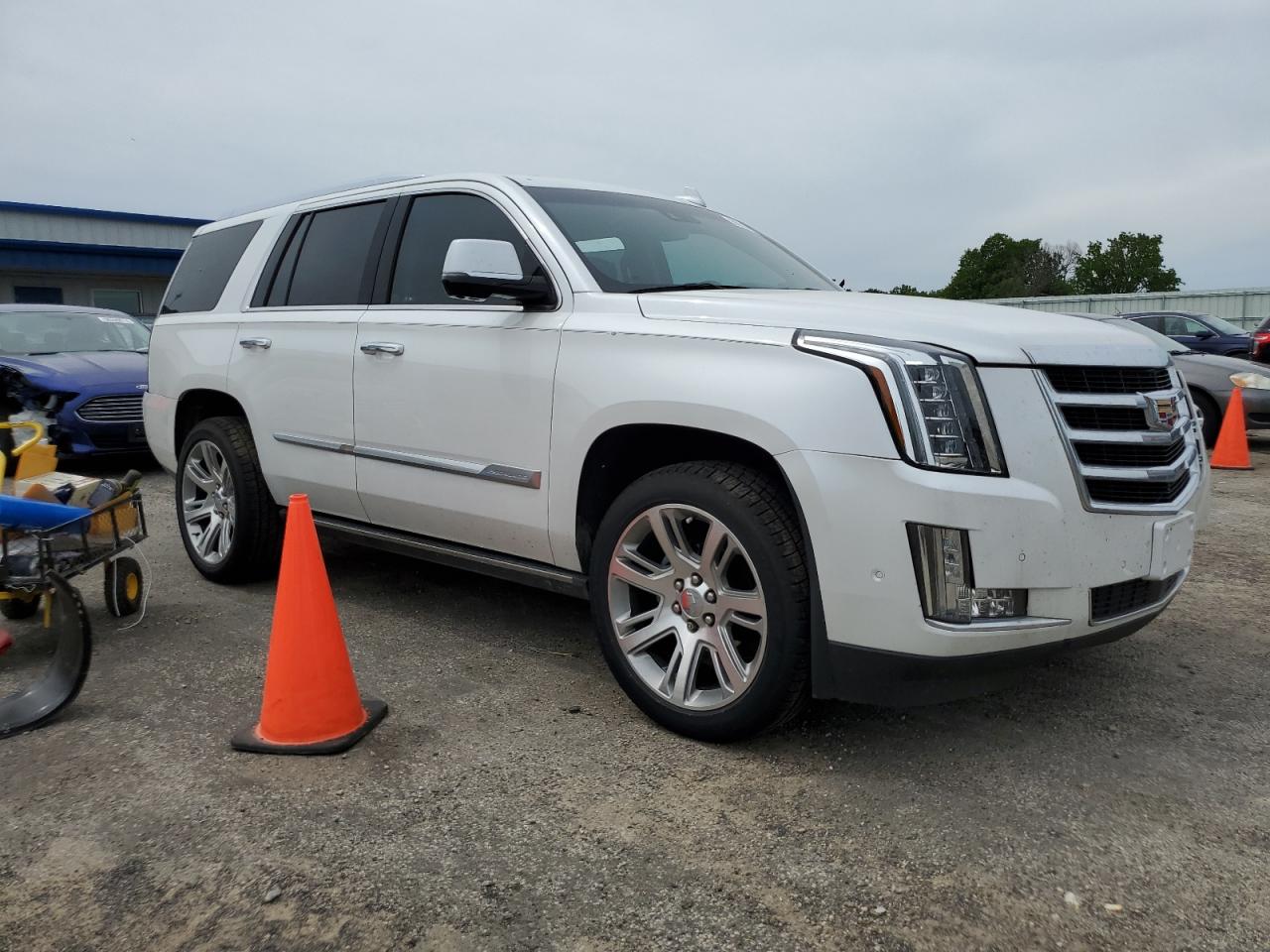 1GYS4CKJ3JR287278 2018 Cadillac Escalade Premium Luxury