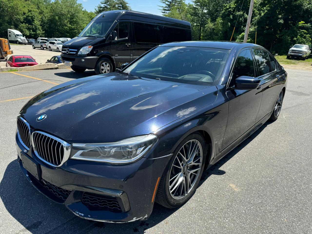 2017 BMW 750 Xi vin: WBA7F2C5XHG421594