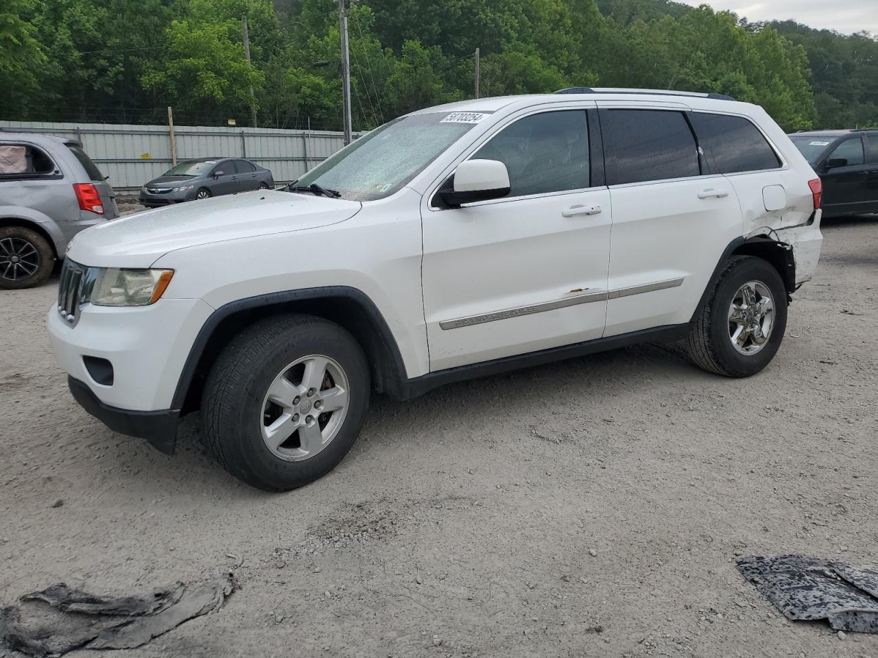 2013 Jeep Grand Cherokee Laredo vin: 1C4RJFAG9DC630493