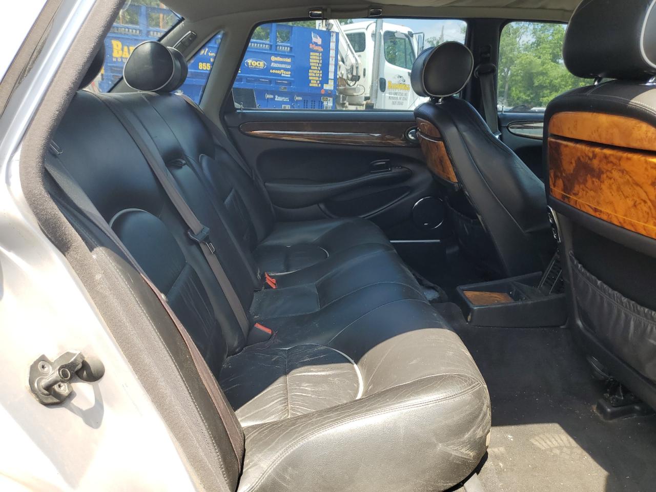 SAJDA24C11LF33526 2001 Jaguar Vandenplas