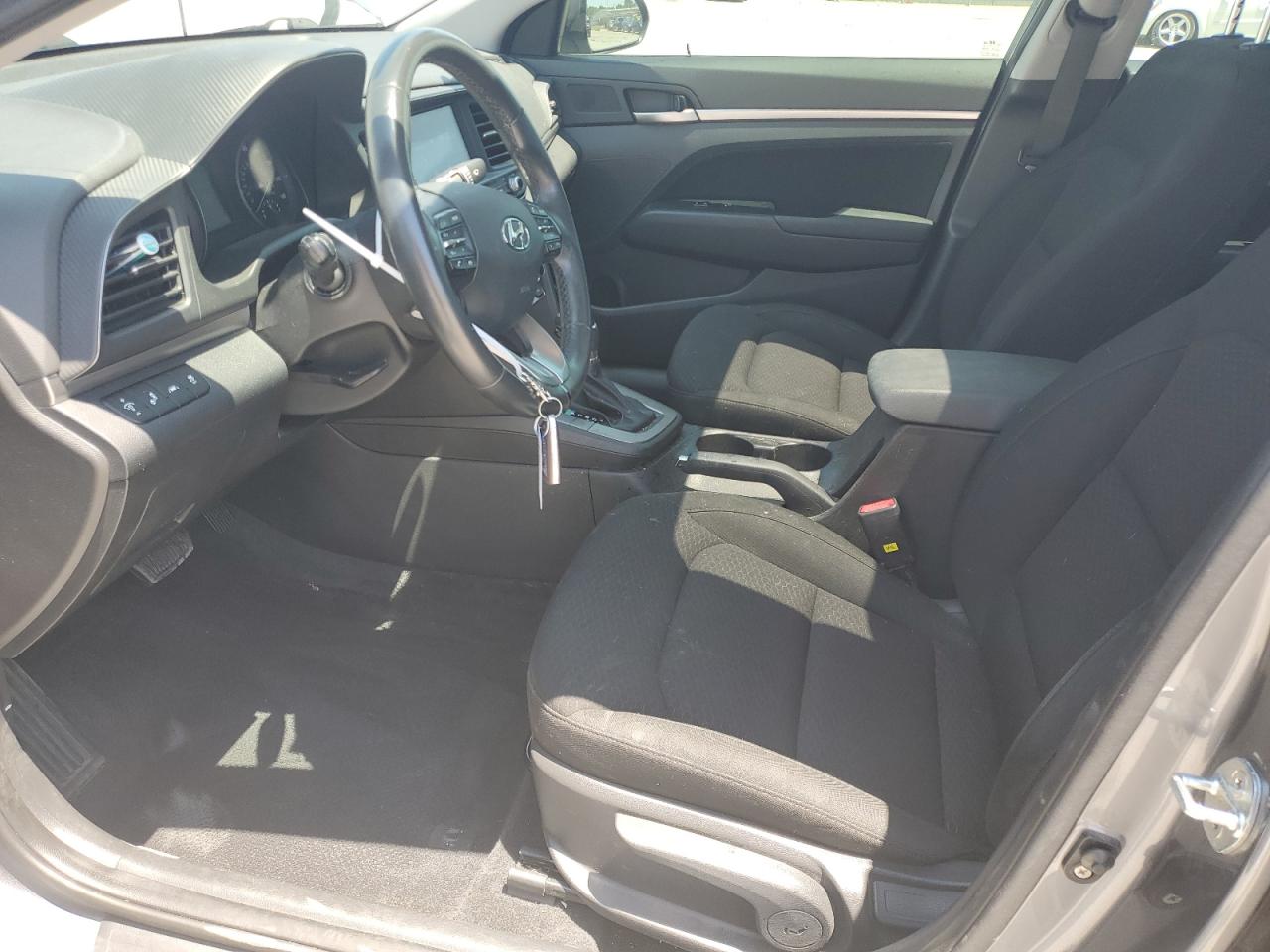 KMHD84LF2KU847854 2019 Hyundai Elantra Sel