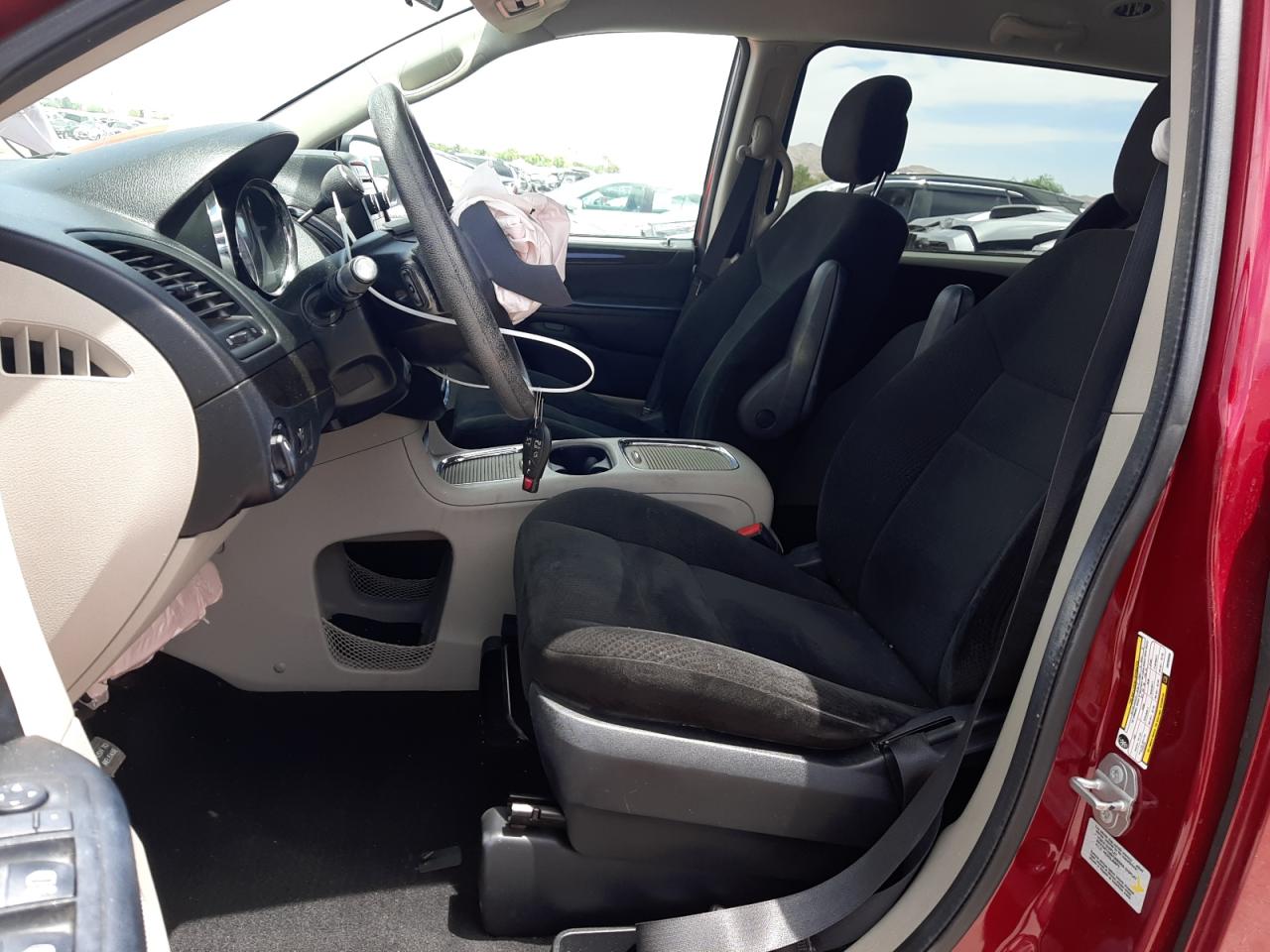 2C4RDGCG6GR266586 2016 Dodge Grand Caravan Sxt