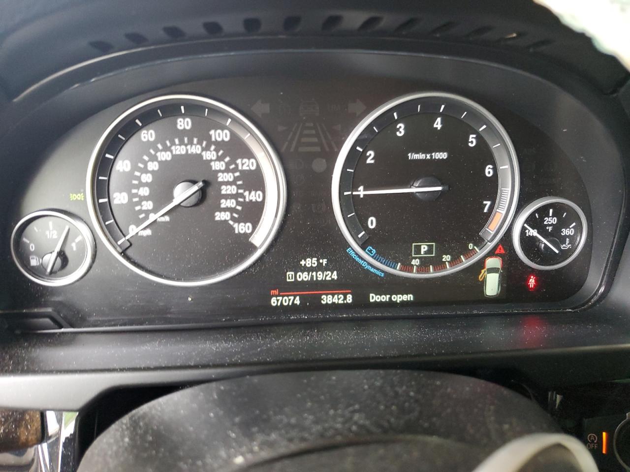 5UXKR0C5XJ0Y03999 2018 BMW X5 xDrive35I