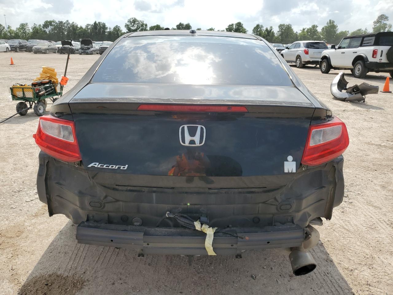 1HGCT1B84DA009945 2013 Honda Accord Exl