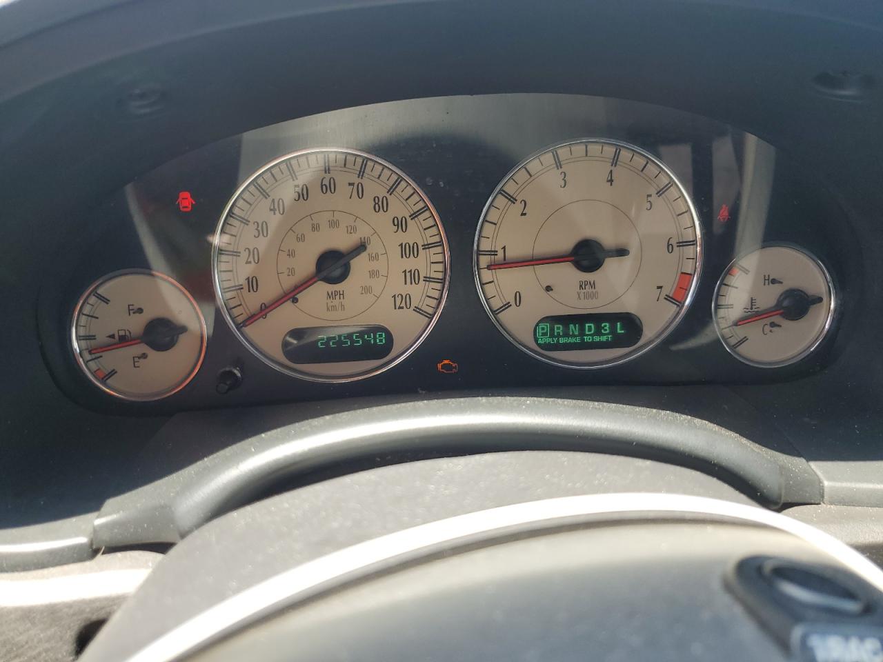 2C8GP64L54R575514 2004 Chrysler Town & Country Limited