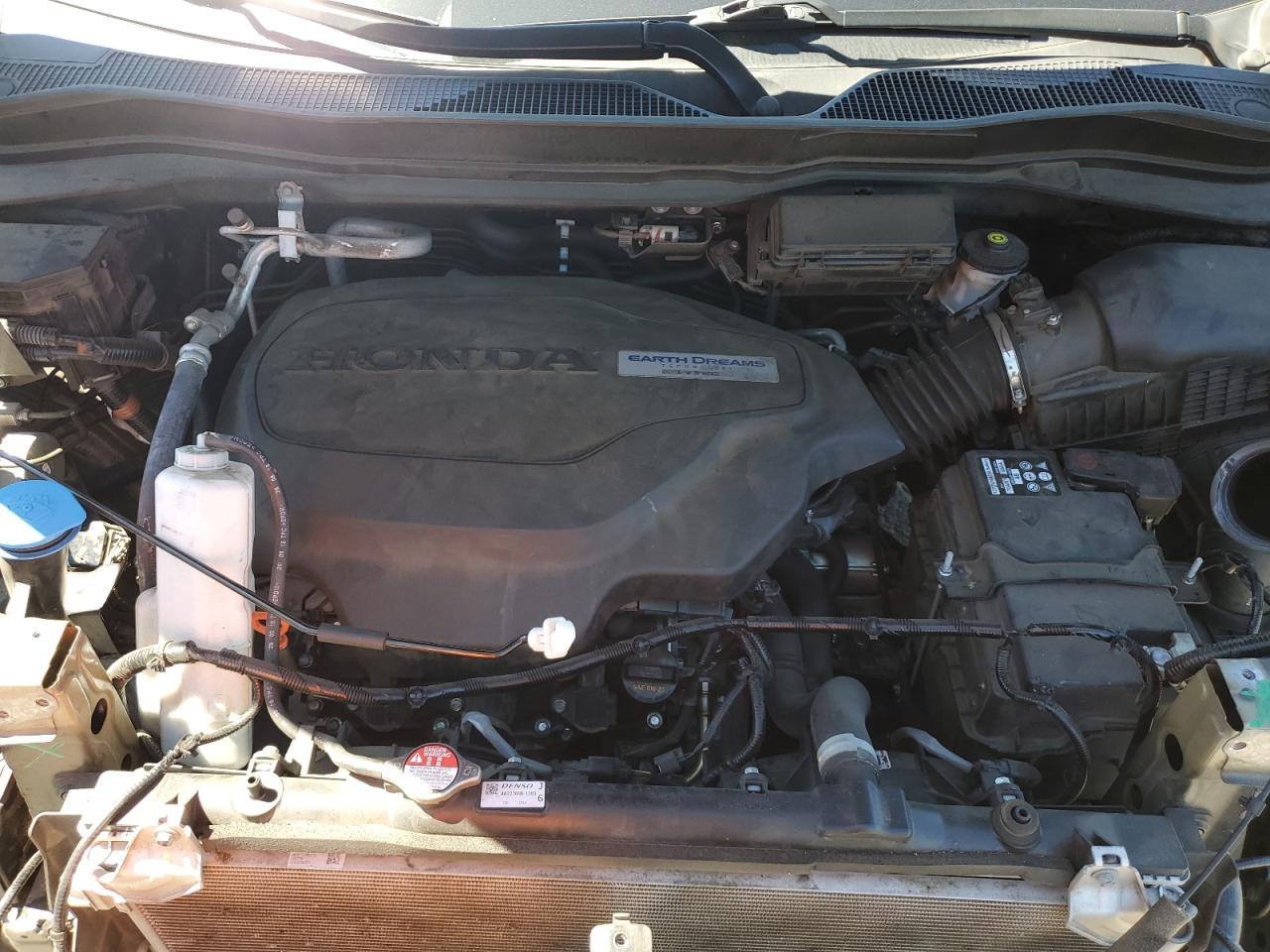 5FNYF8H00KB011170 2019 Honda Passport Elite