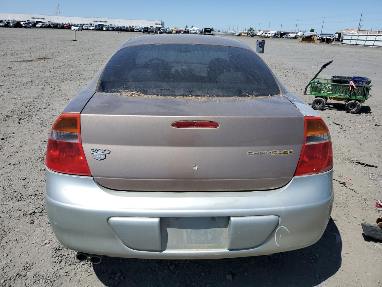 2C3HE66G62H155442 2003 Chrysler 300M