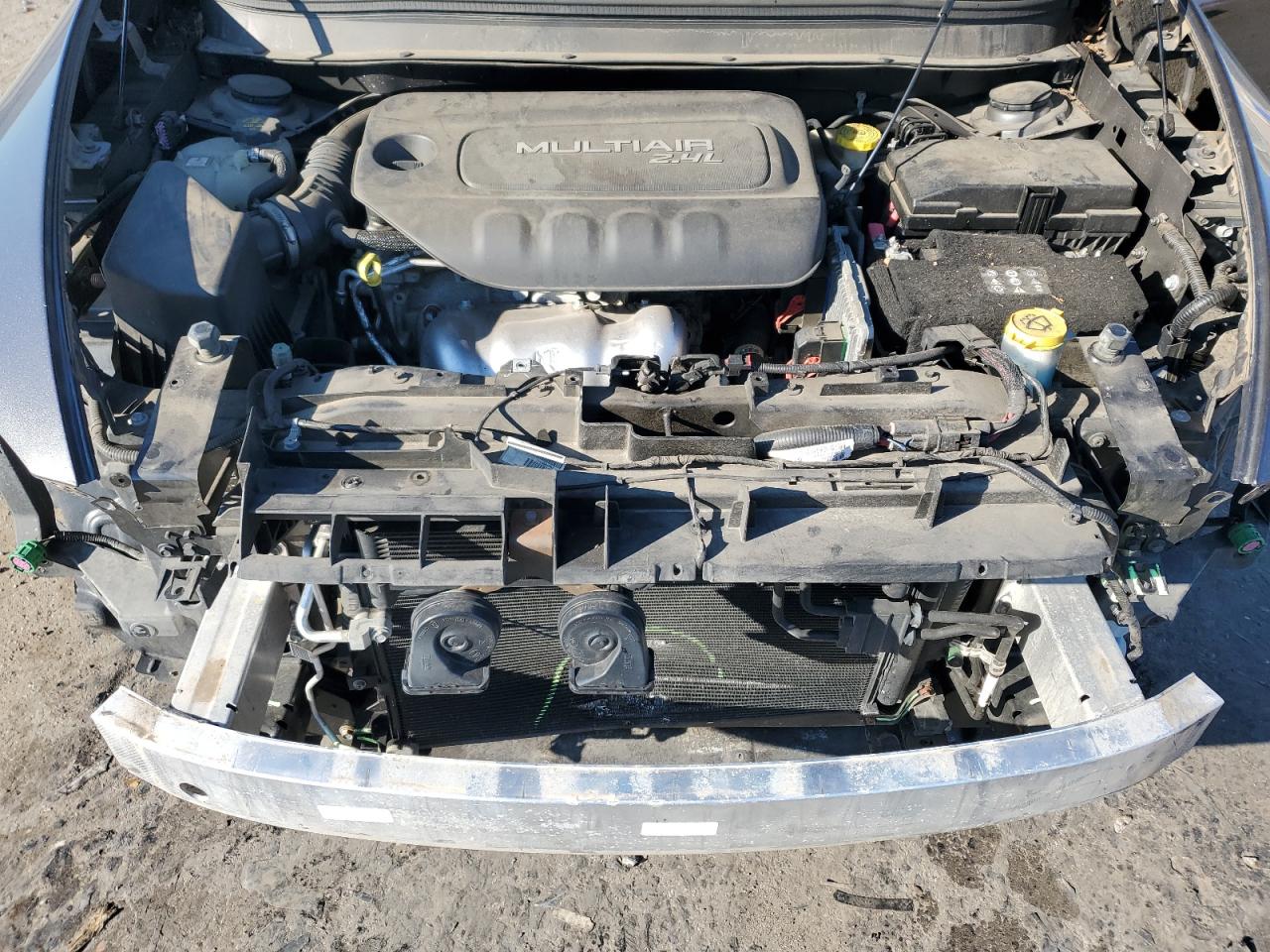 1C4PJMCB5GW375566 2016 Jeep Cherokee Latitude 1C4PJMCB5GW375566 2016 Jeep Cherokee Latitude