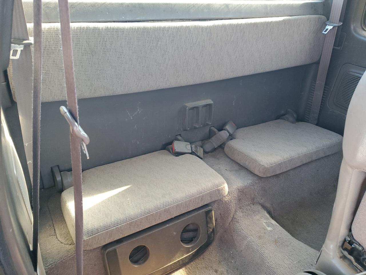 4TAVN52N2WZ147692 1998 Toyota Tacoma Xtracab