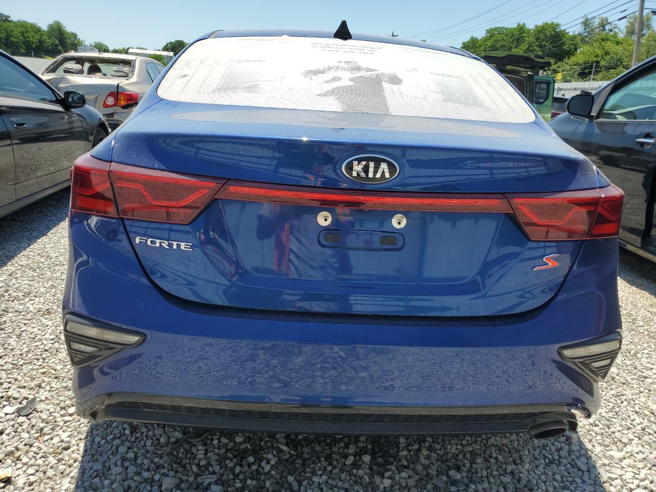 3KPF34AD0KE025937 2019 Kia Forte Gt Line