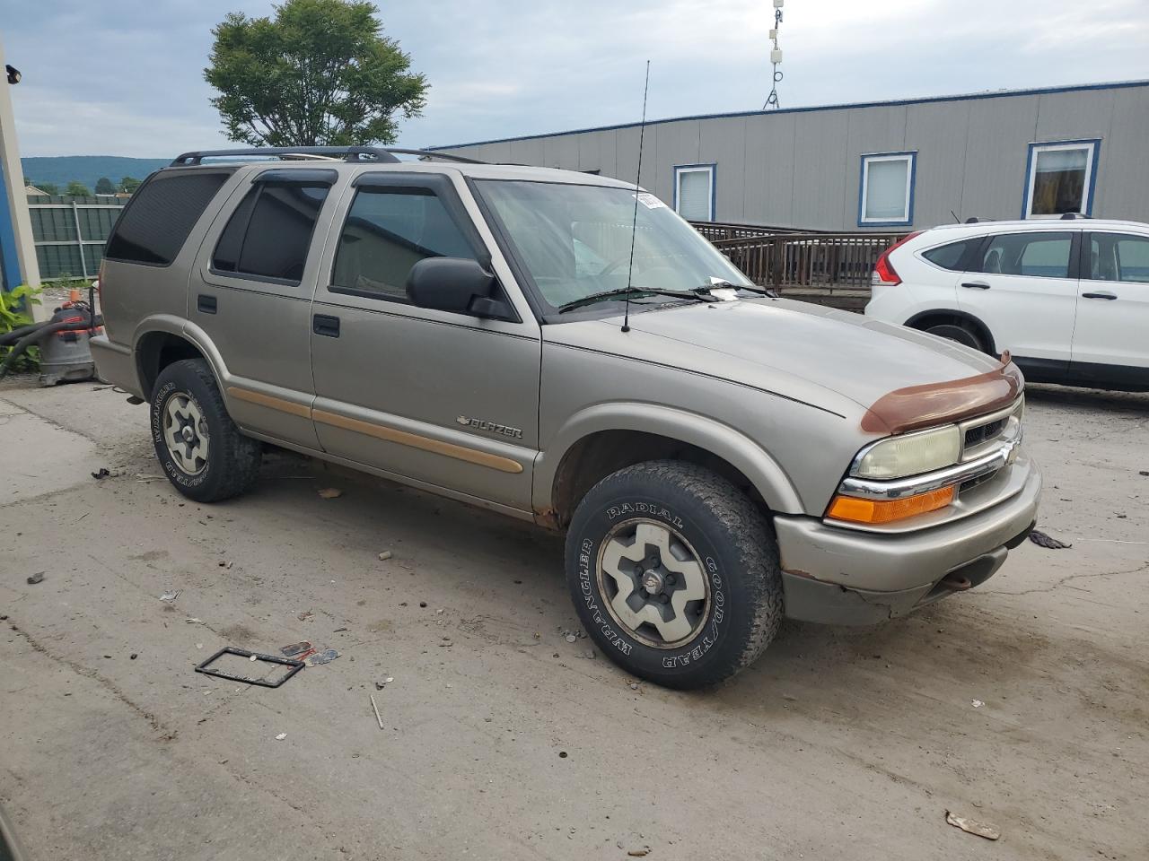 1GNDT13X74K109001 2004 Chevrolet Blazer