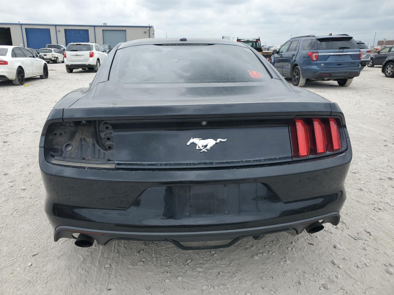 1FA6P8TH9F5423098 2015 Ford Mustang