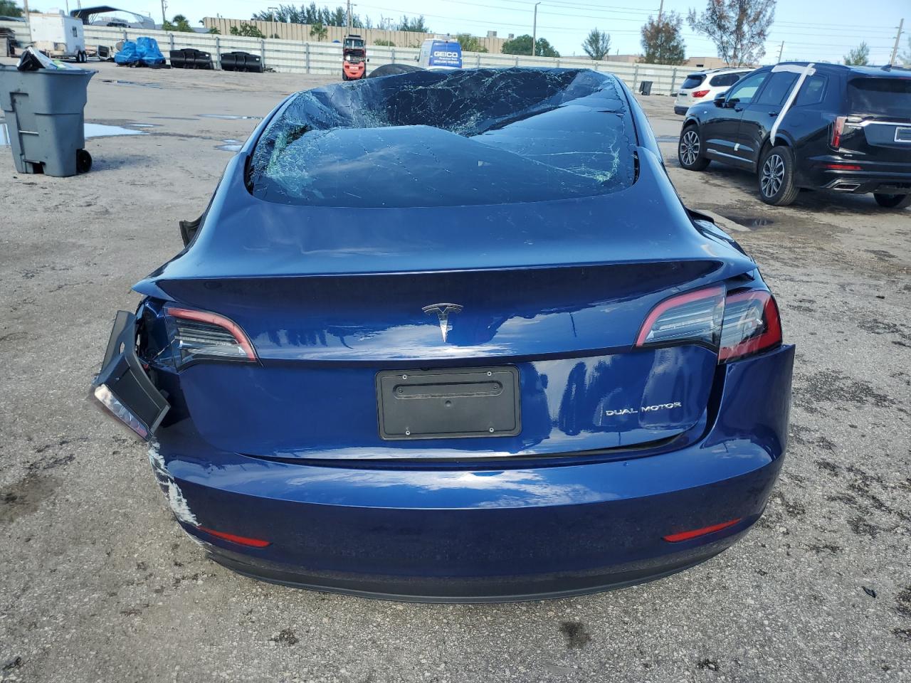 5YJ3E1EB0PF678175 2023 Tesla Model 3