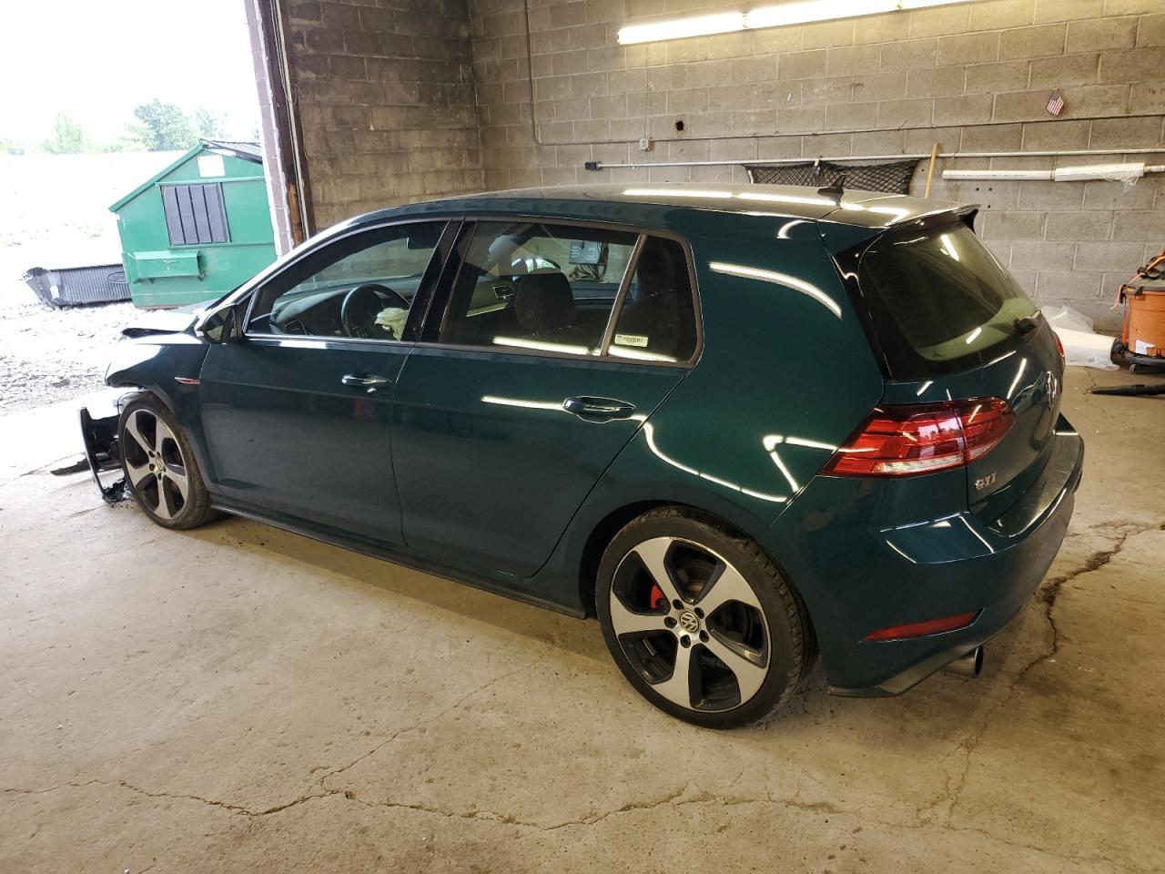 3VW447AU2JM279589 2018 Volkswagen Gti S/Se