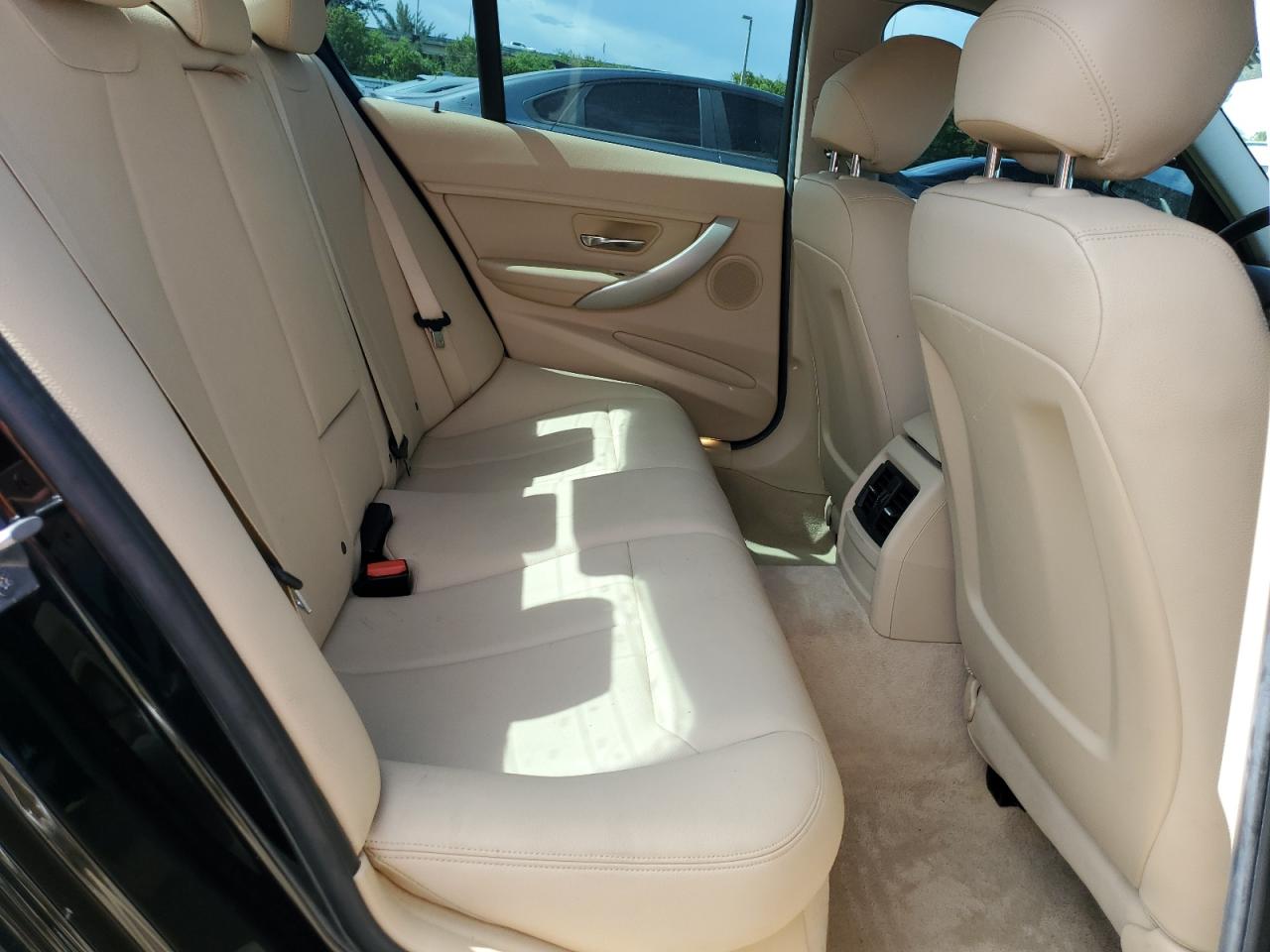 WBA3B1G5XFNT06906 2015 BMW 320 I