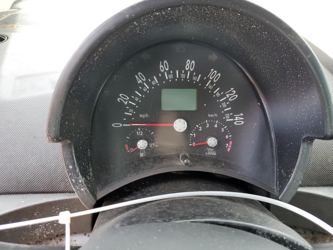 3VWCM31Y15M351623 2005 Volkswagen New Beetle Gls