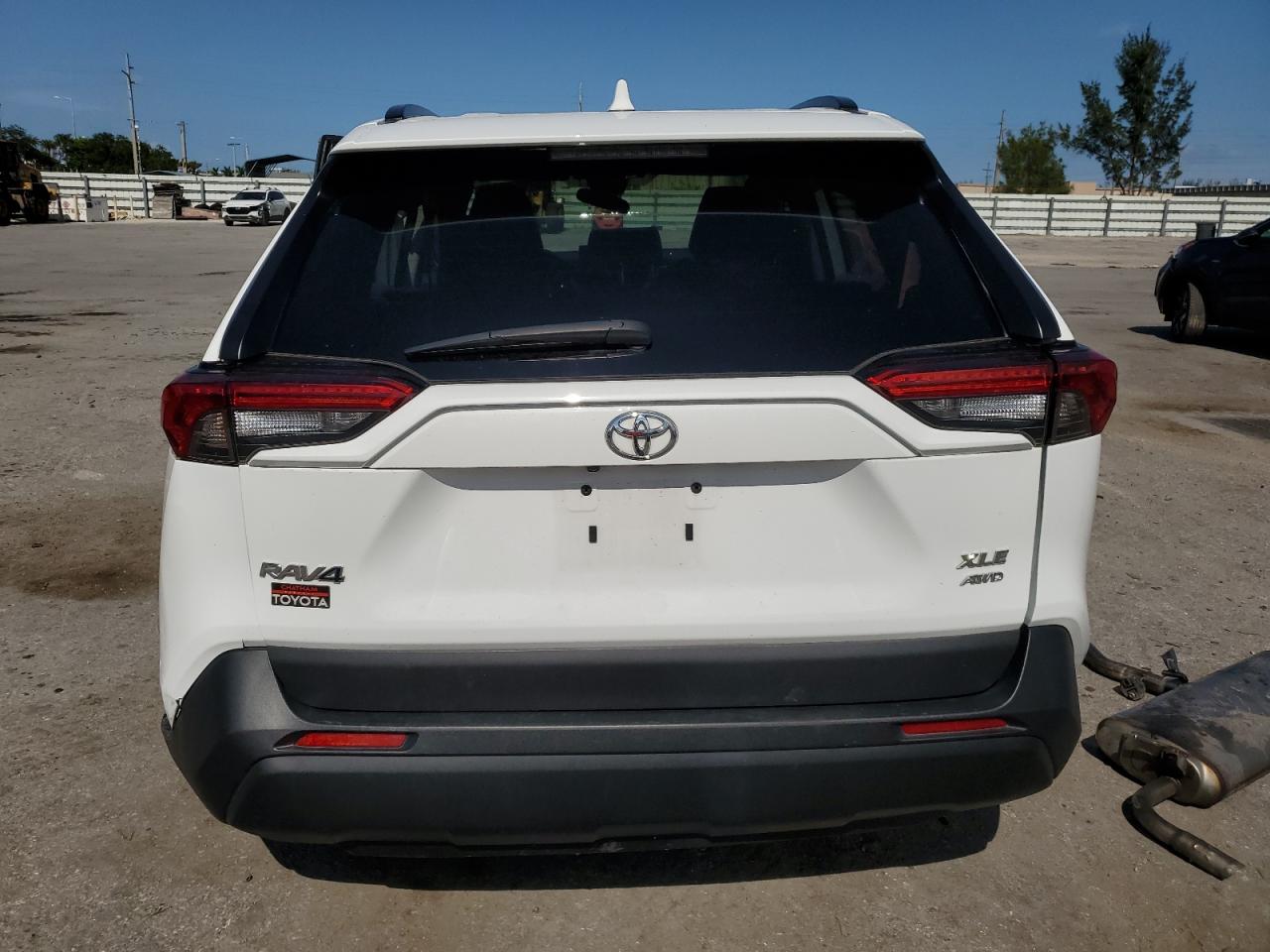 2T3P1RFV1NC313324 2022 Toyota Rav4 Xle