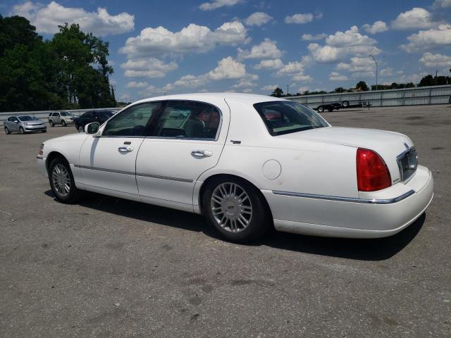 2009 Lincoln Town Car Signature Limited VIN: 2LNHM82V59X625924 Lot: 54890644