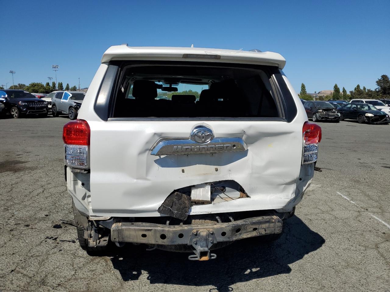 JTEBU5JR4B5057052 2011 Toyota 4Runner Sr5