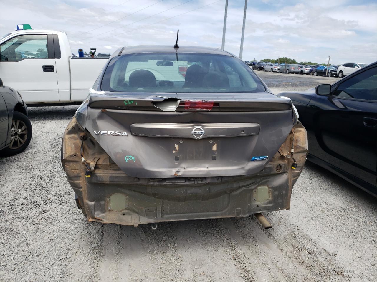 3N1CN7AP5FL913340 2015 Nissan Versa S