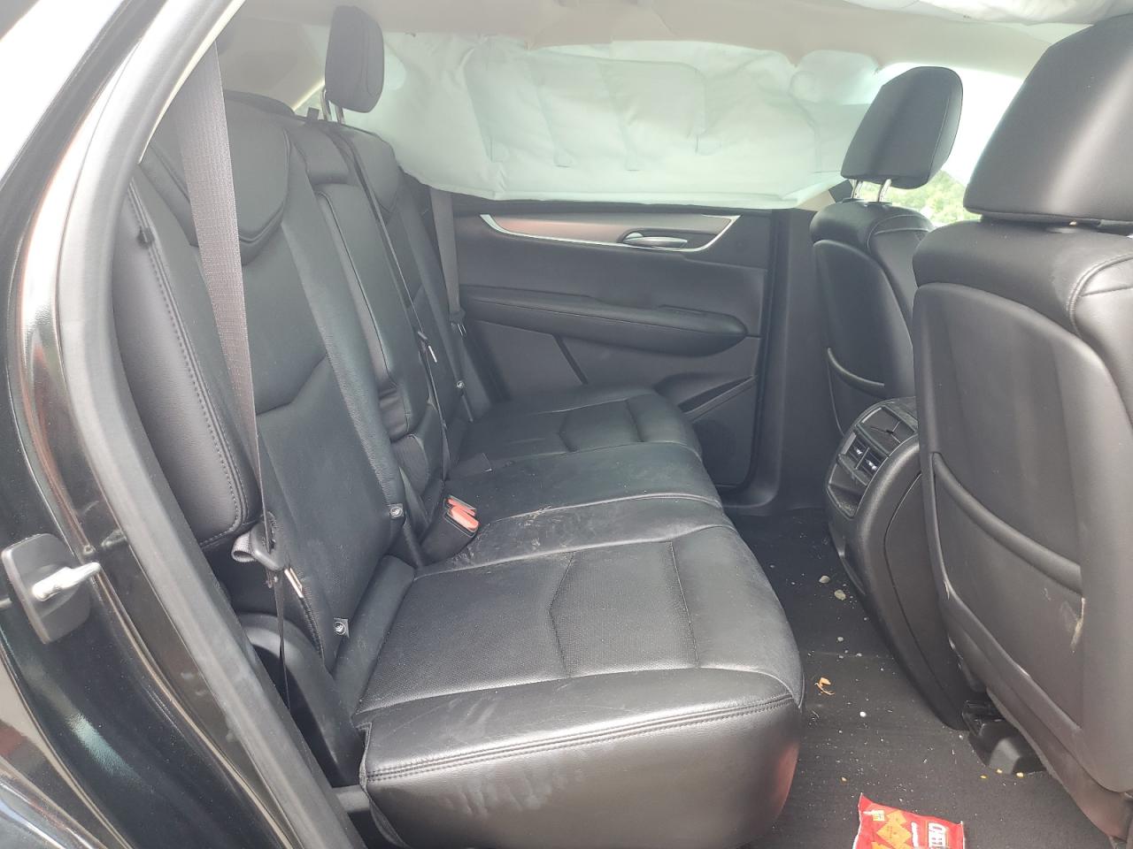 1GYKNDRS1JZ232894 2018 Cadillac Xt5 Luxury