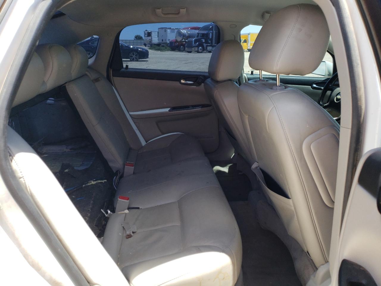 2G1WB5EK8A1135494 2010 Chevrolet Impala Lt